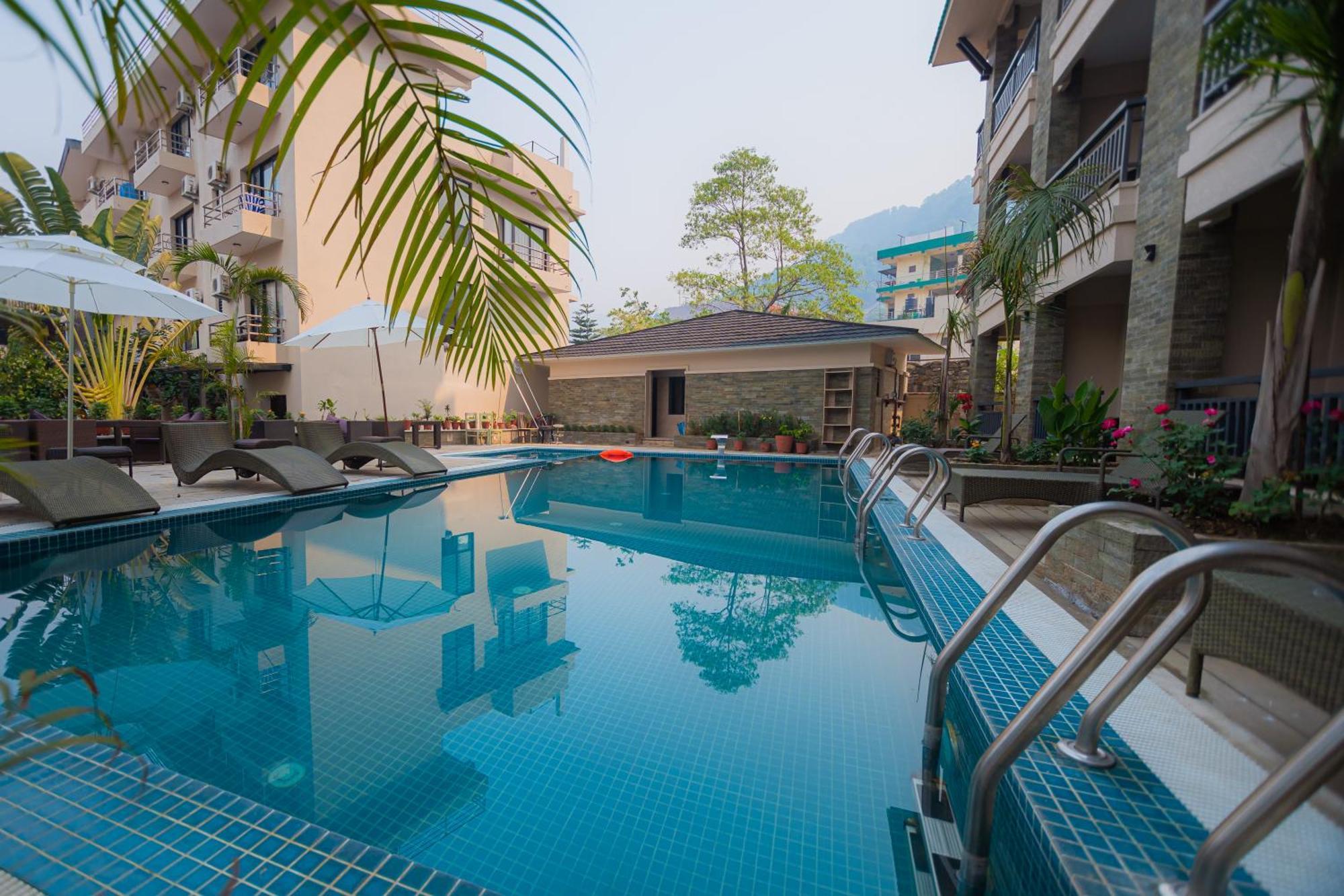 Hotel Pokhara Village & Spa Exterior photo