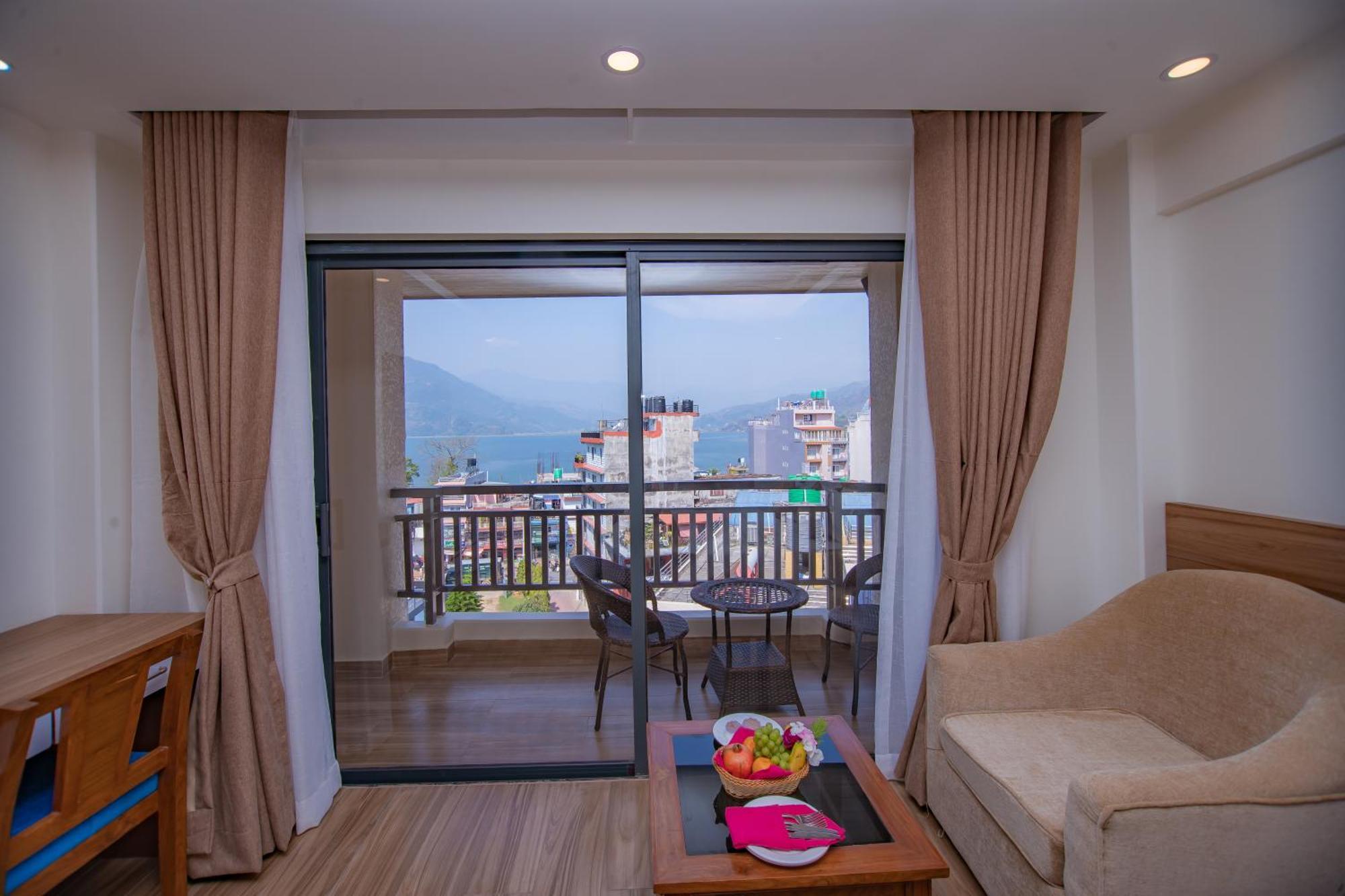 Hotel Pokhara Village & Spa Exterior photo