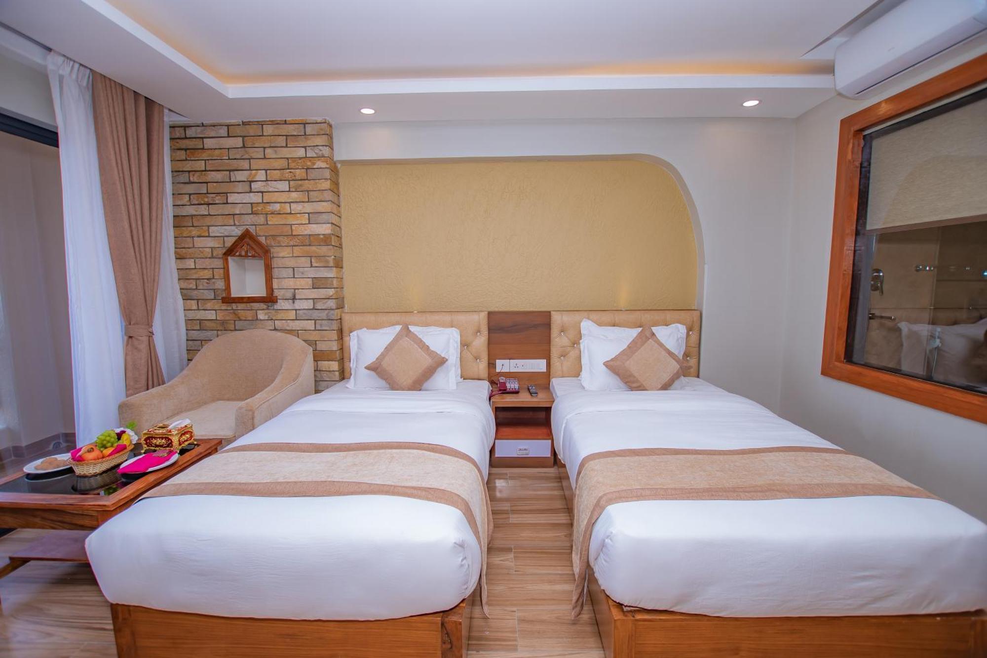 Hotel Pokhara Village & Spa Exterior photo