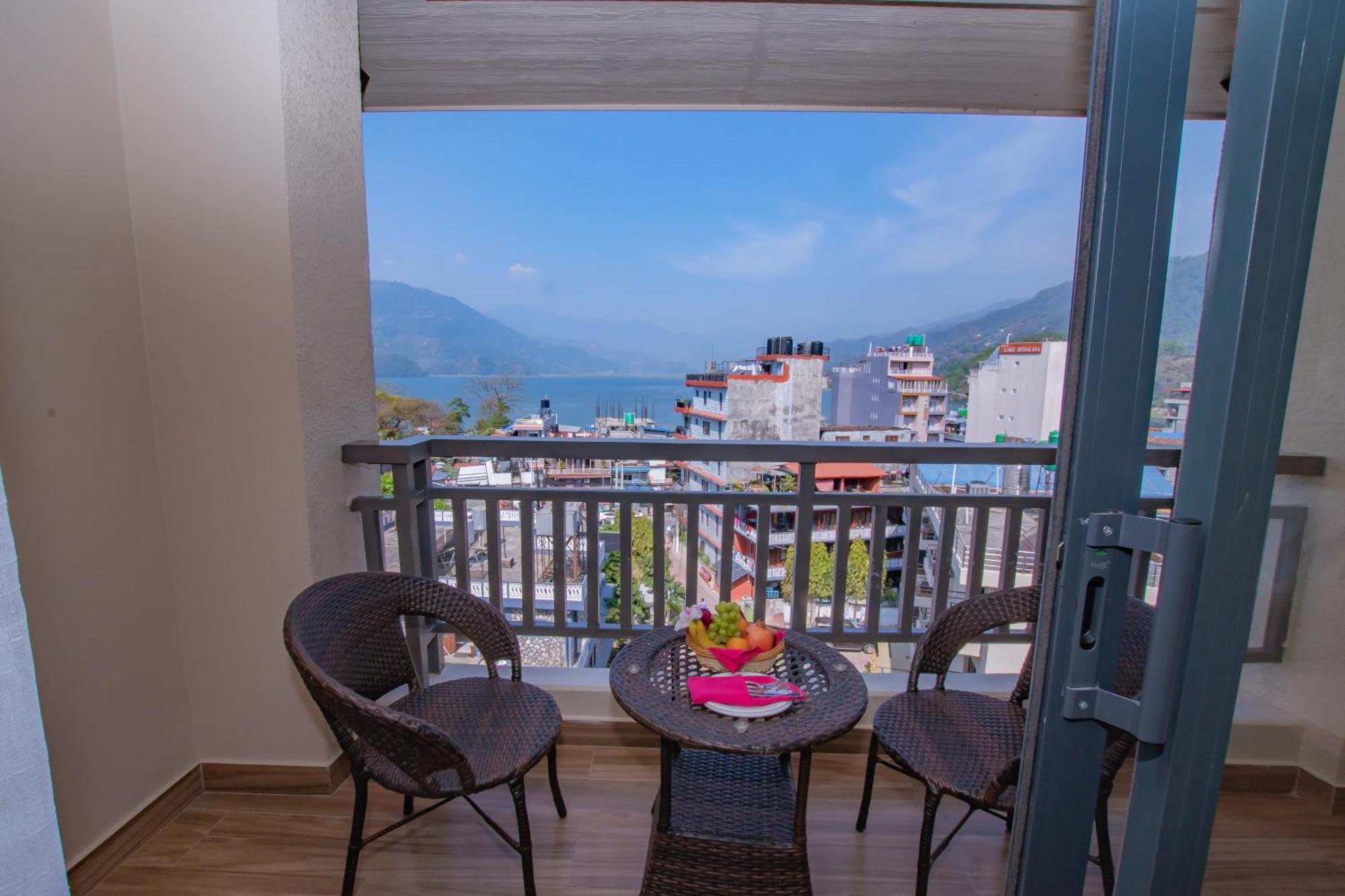 Hotel Pokhara Village & Spa Exterior photo