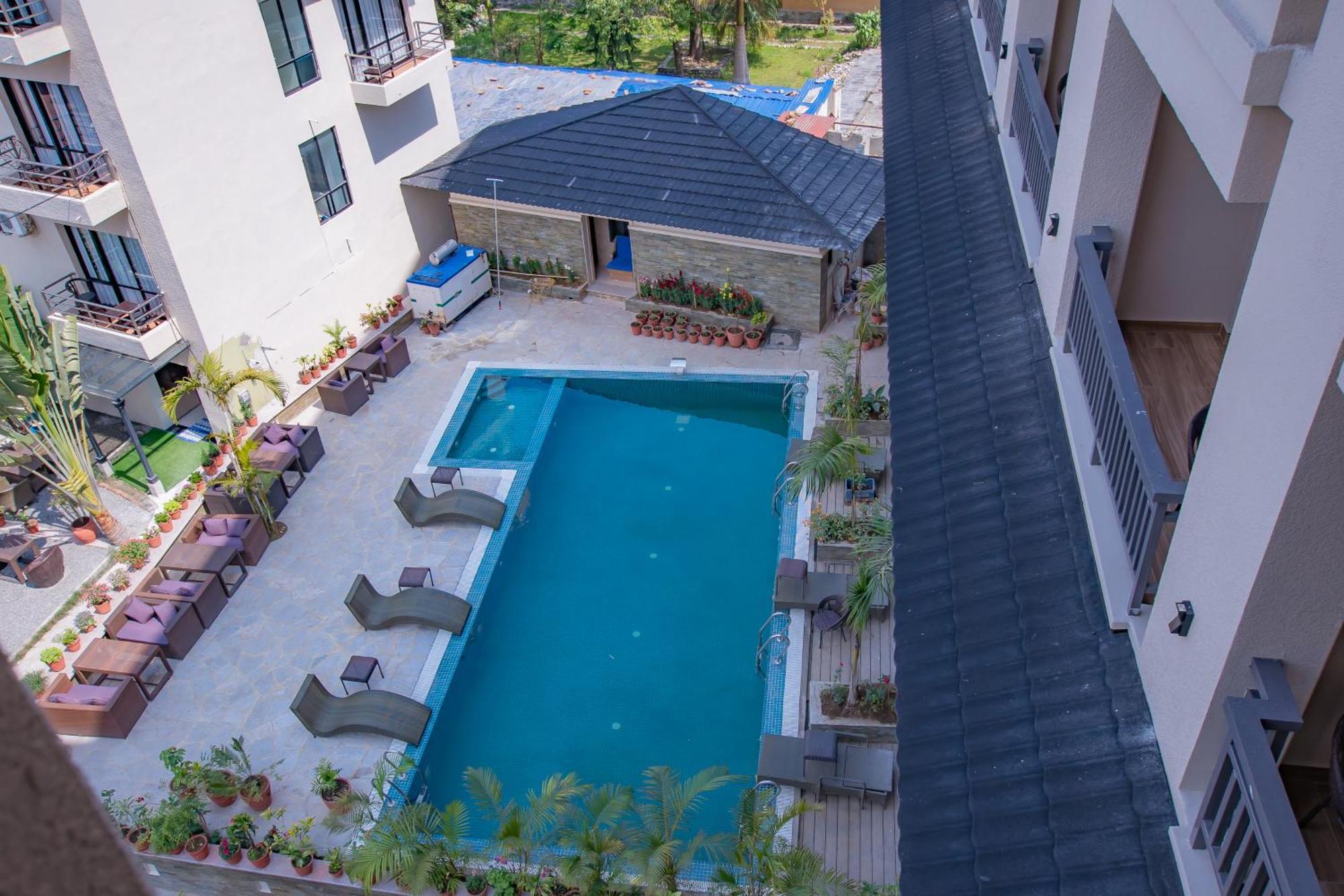 Hotel Pokhara Village & Spa Exterior photo