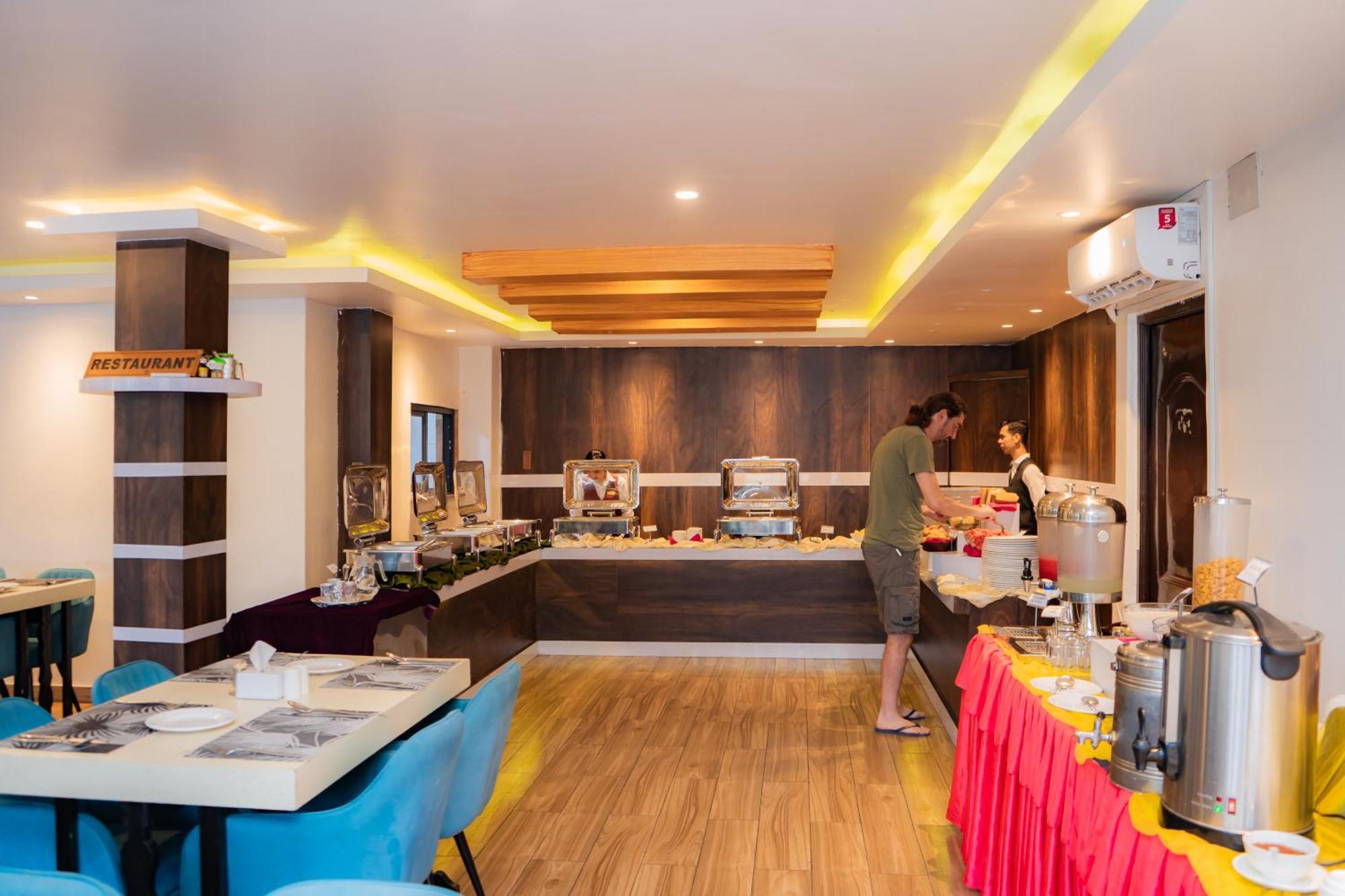 Hotel Pokhara Village & Spa Exterior photo